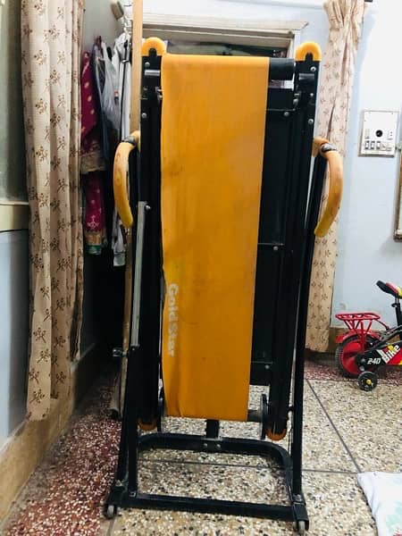 manual treadmill like new 0