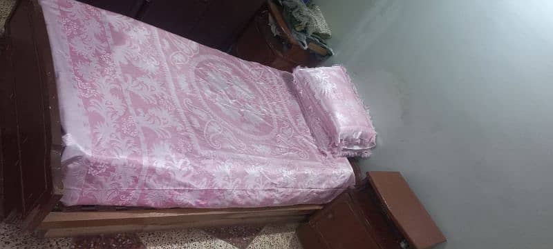 single bed for Sale 3