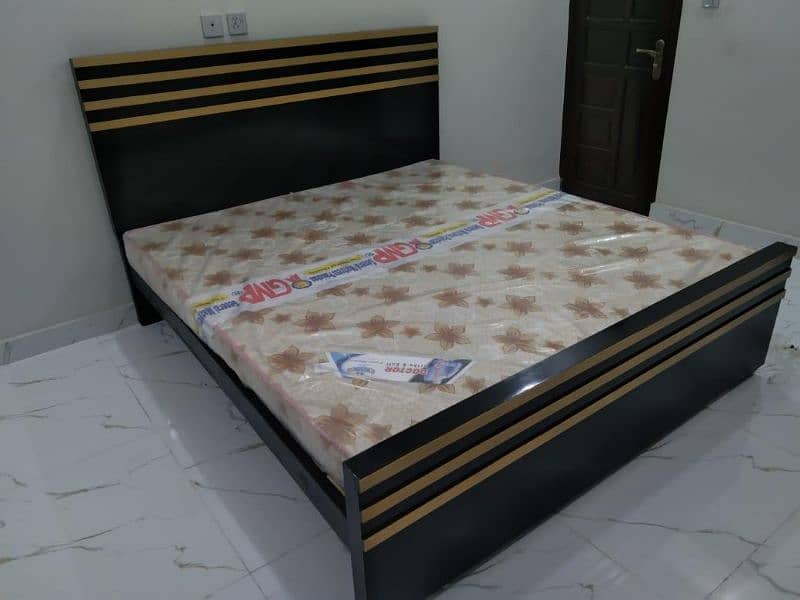Double bed/wooden beds/bed set/factory rates/wooden bed/side table 5