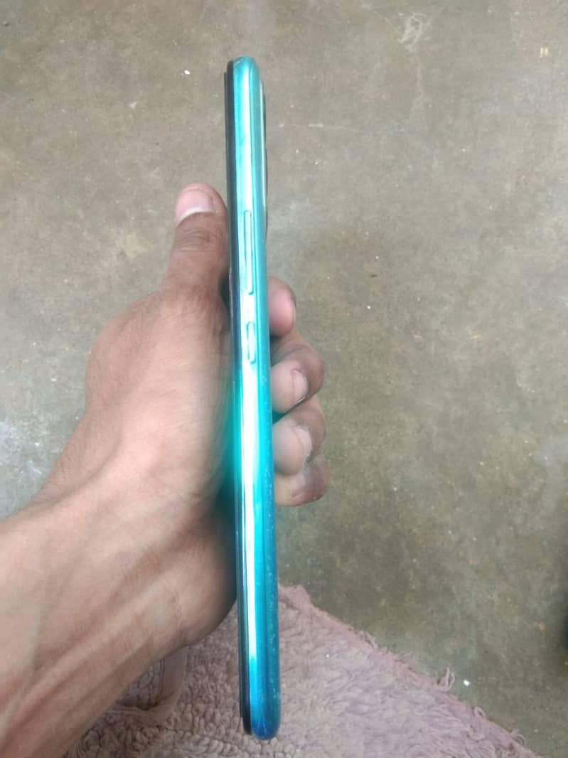 Infinix Hot 12 paly with box 8