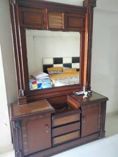 Bedroom set for urgent sale