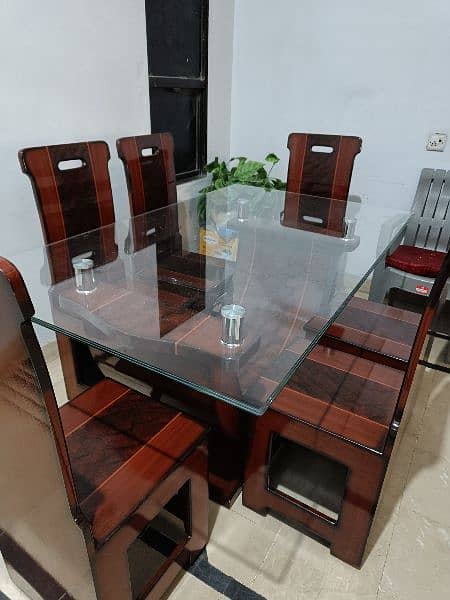 brand new dinning table for sale 0