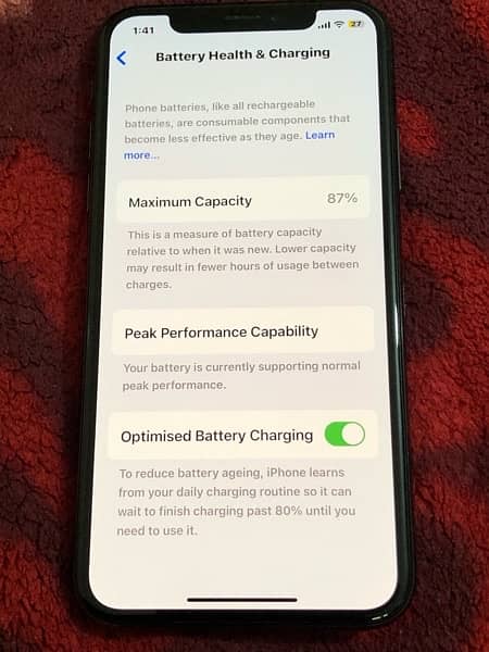 i phone x 64 Gb Face ID not working  battery Health 87% 3