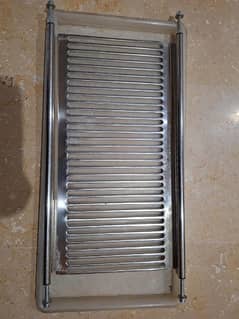 Excellent condition dish rack from Al Asif 0