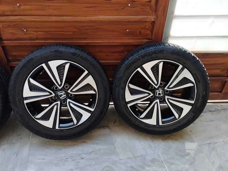 Honda Civic Turbo Rs original Thailand alloys with tyres for sale 3