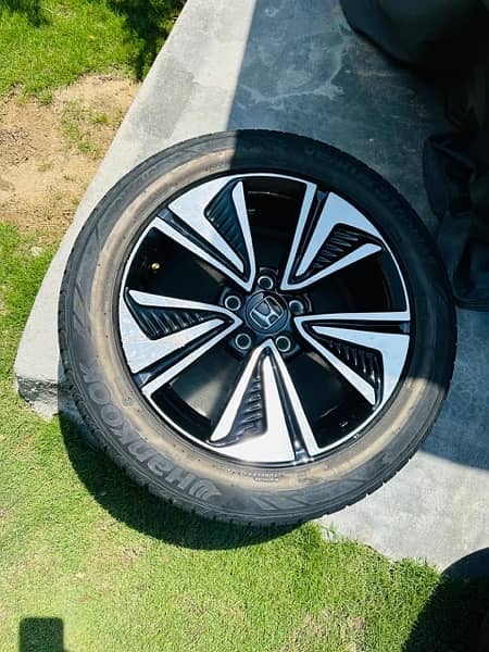 Honda Civic Turbo Rs original Thailand alloys with tyres for sale 5