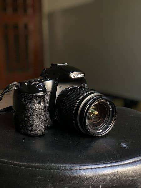 Canon 60D | 18-55mm lens | Body, Charger, Battery 3