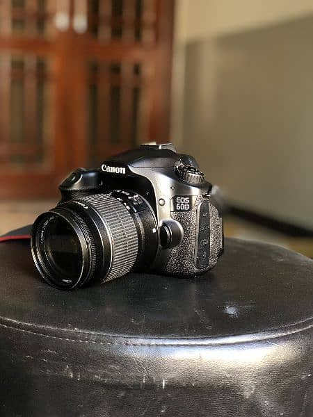 Canon 60D | 18-55mm lens | Body, Charger, Battery 7