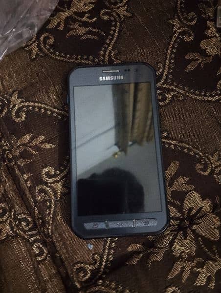 Samsung Galaxy x cover 3 3