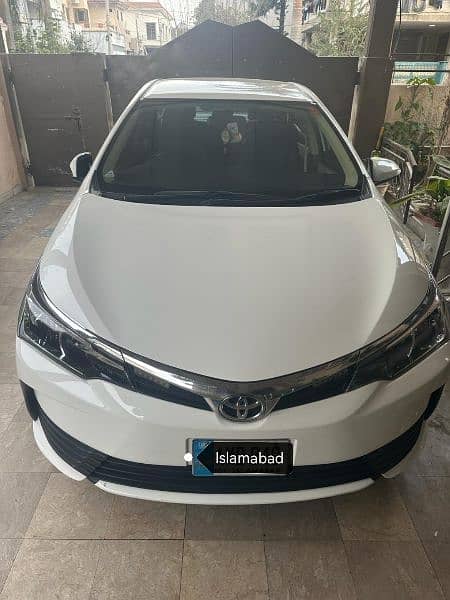 Toyota GLI super white 2018 1