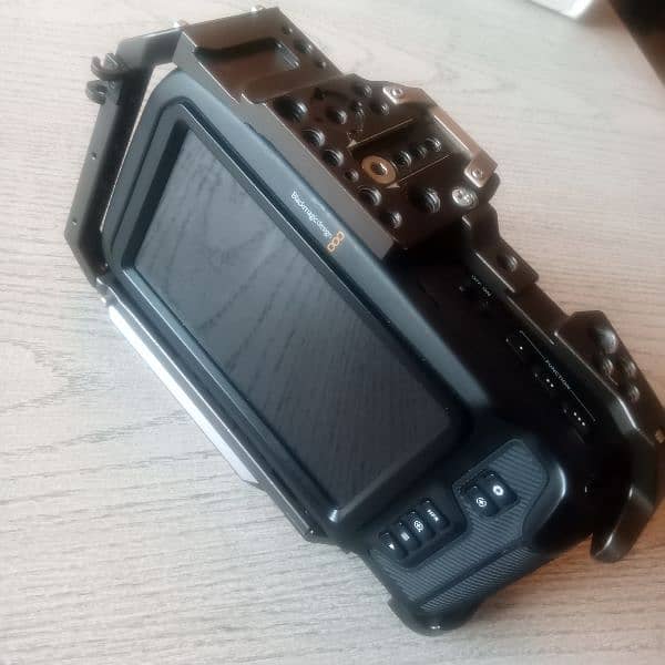 Blackmagic Pocket 4k ready to shoot pro kit 5