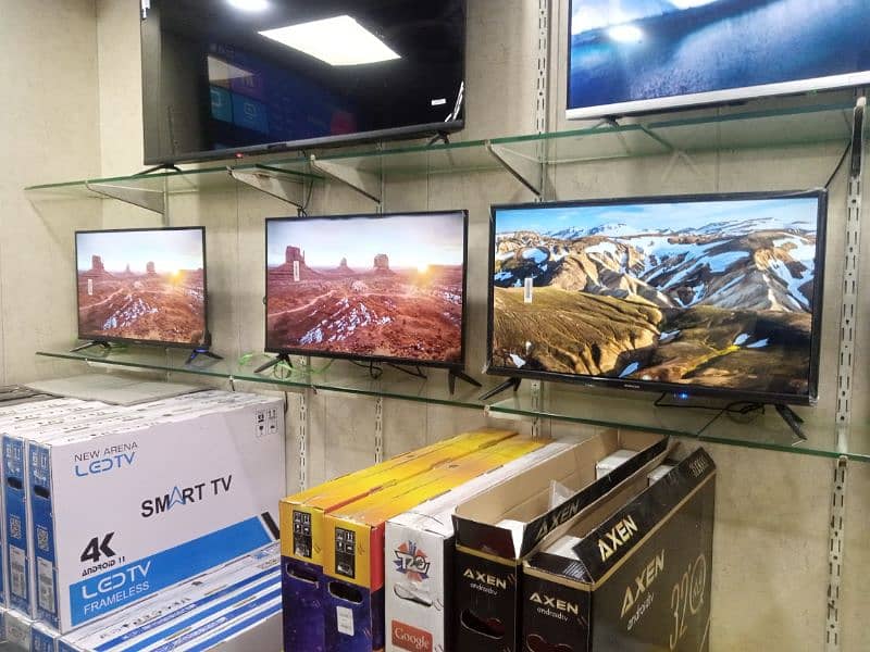 32,,inch bigg Samsung 32 inch Anderoid UHD LED TV 03230900129 0