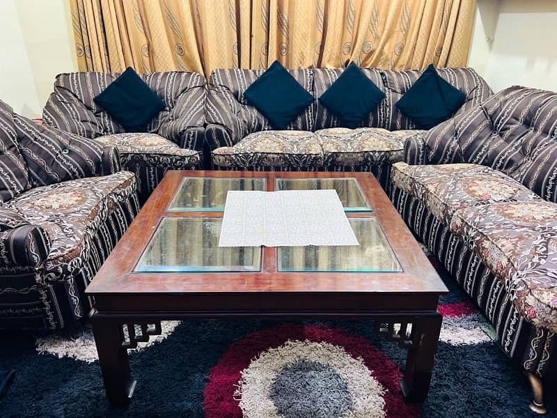 Unique 7 seater sofa set 10/10 condition 0