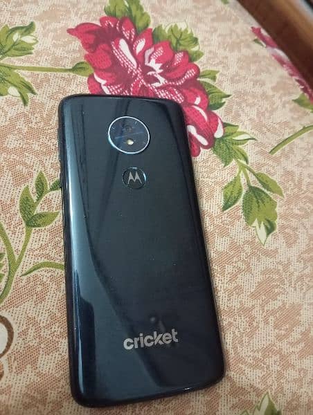 Motorola ( Moto G6) 3