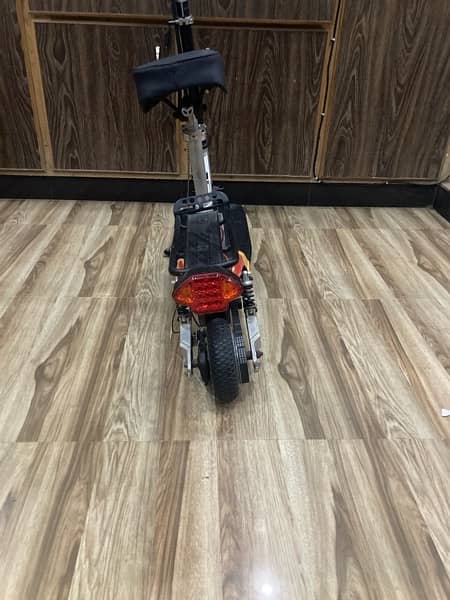 Electric scooter|e-racer hcf 705. 2