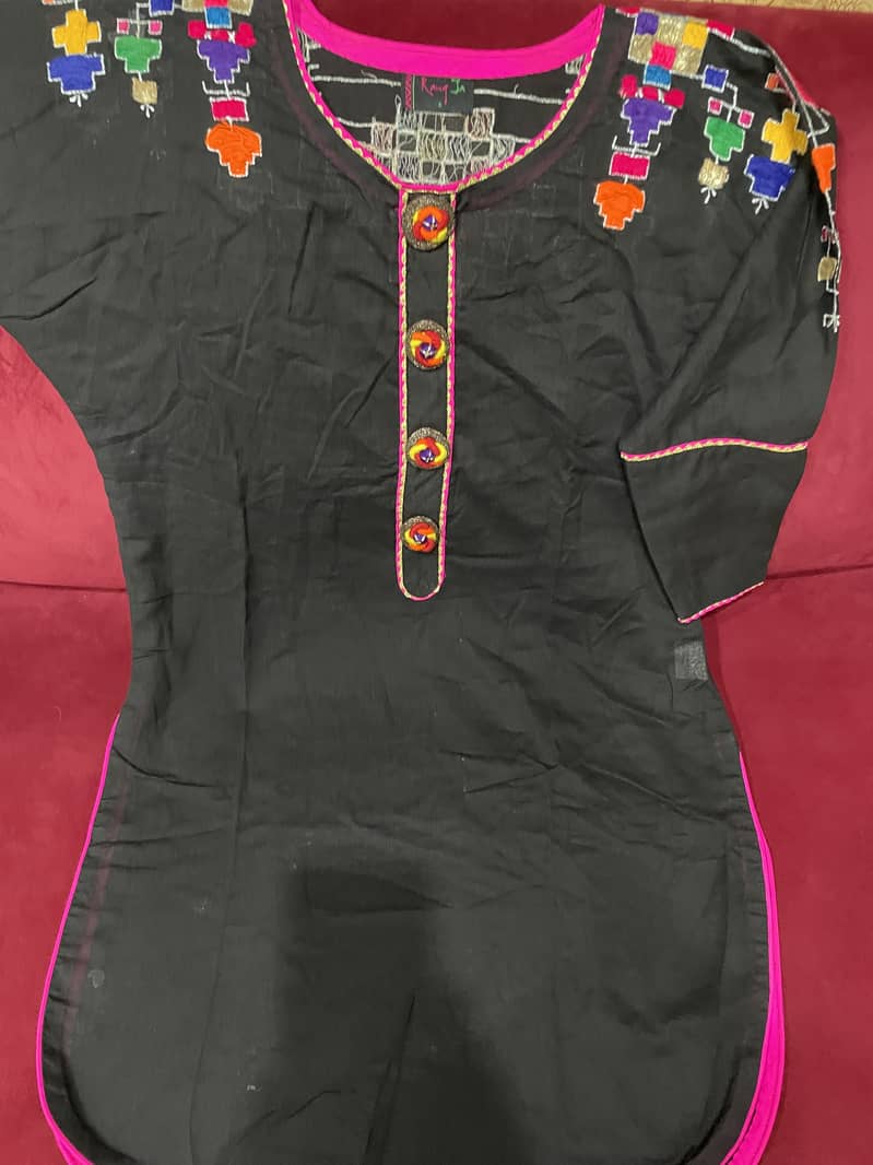 Closet Cleanout, Selling Embroidered Ladies Suits and Shirts (Used) 10