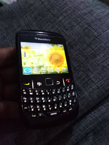 blackberry curve 8520 non pta 3