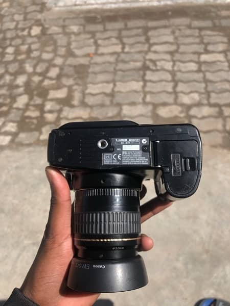 Canon DSLR camera 350D 0