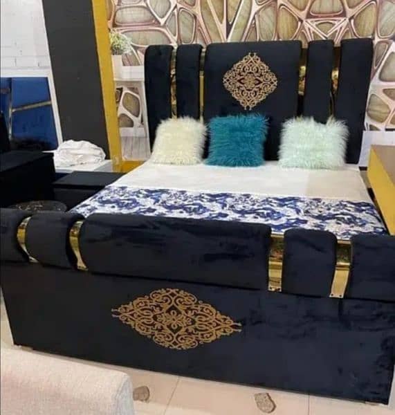 only bed on sale ( razman speical) contact number 03005161514 17