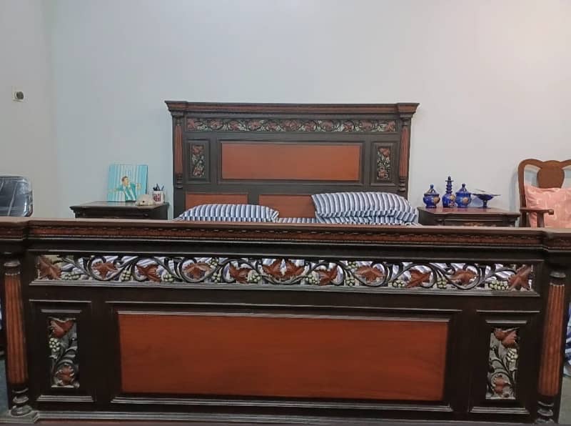 wooden bed set (chinioti) 3
