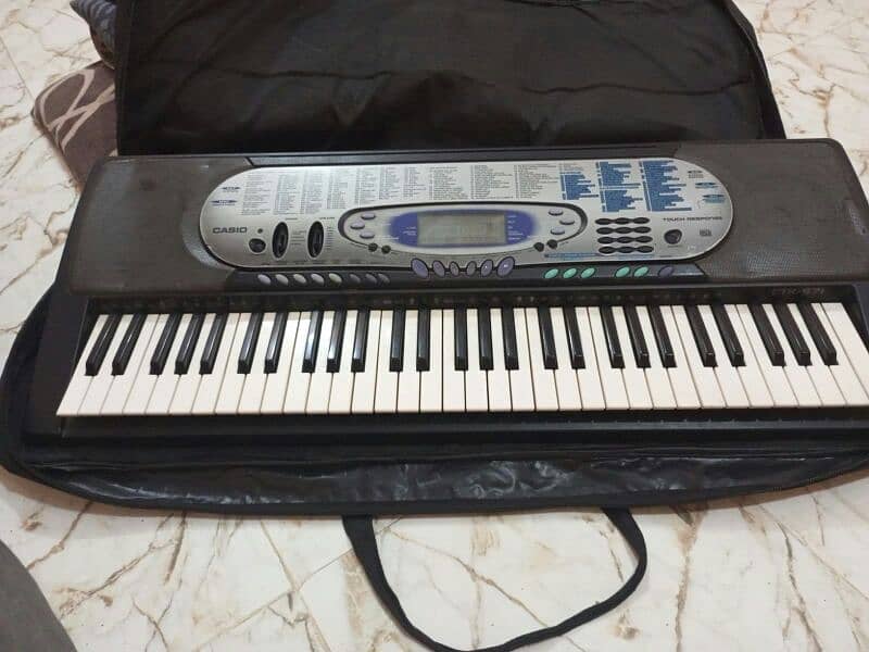 Casio keyboard for sale 0