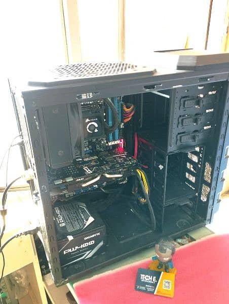 Intel Core i7 Extreme | Gaming PC with 8 Ram Slots | Asus X79 Build | 7