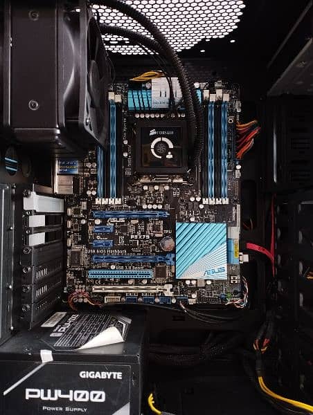 Intel Core i7 Extreme | Gaming PC with 8 Ram Slots | Asus X79 Build | 8