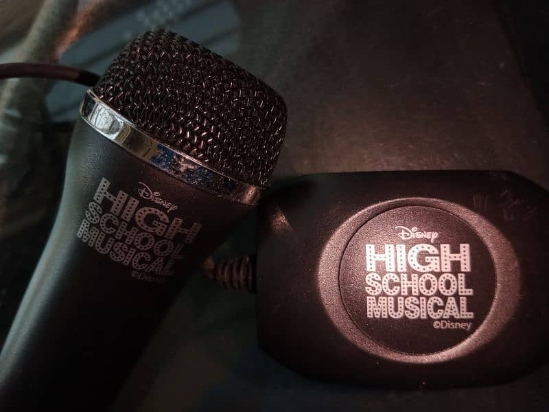 Logitech High School Musical Microphone 4