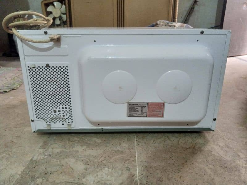 microwave oven Dawlance 52 leter 3