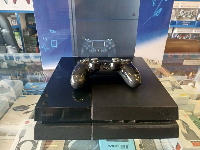 PlayStation 4 ps4  500gb complete box 1