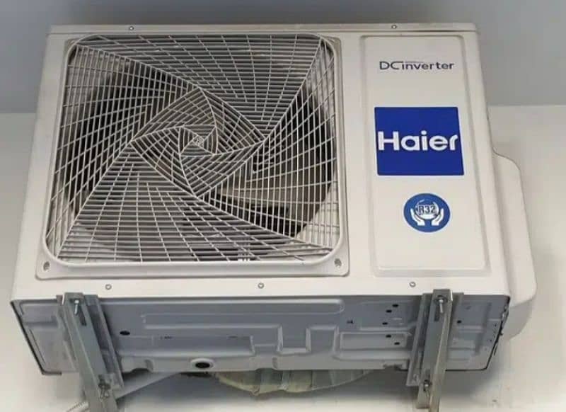 Haier 1.5 t0n inverter AC heat and C00L Black cl0ur 1