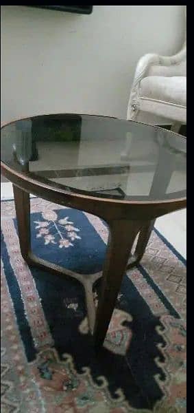 Round table for sale 1
