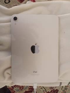 iPad mini 6 10/10
64 GB 
Model LLA 
Original charger and Box available