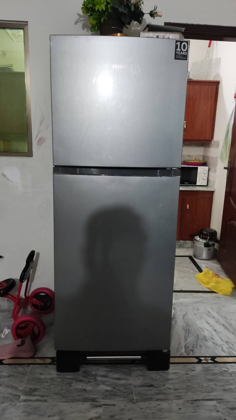 haier refrigerator in excellent condition like new 1