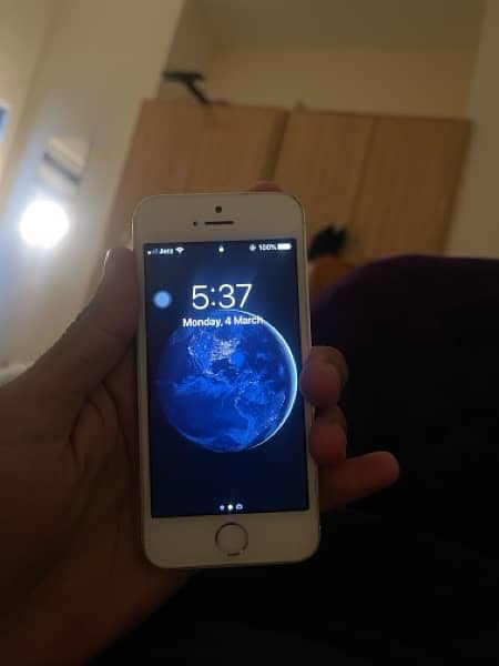 iPhone 5s 32GB White Color For Sale 5