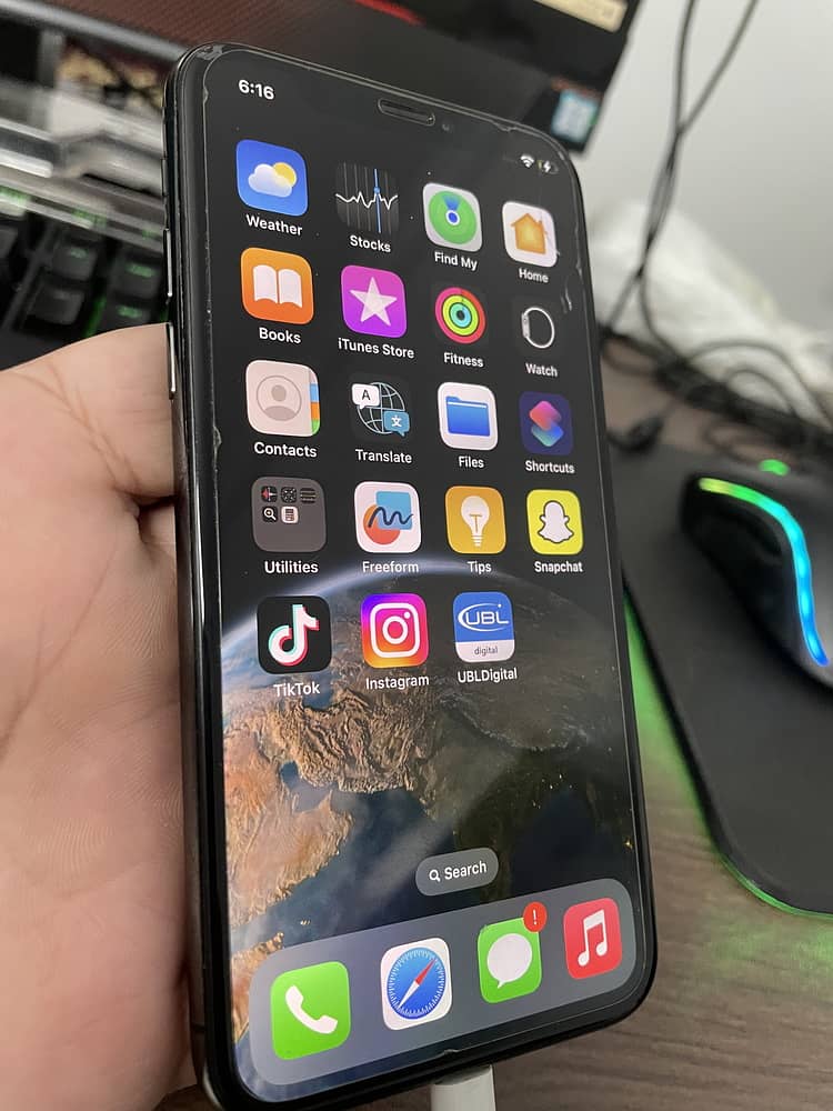 IPHONE X 64GB PTA APPROVED 0