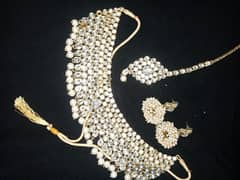 jewelry sets Hain  kuch 1 time use or kuch new earrings b