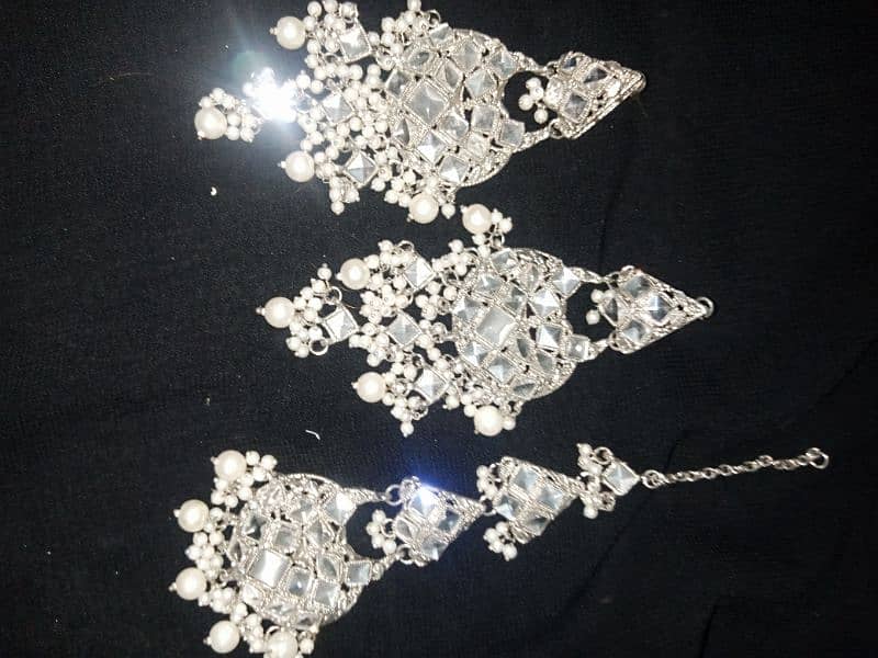 jewelry sets Hain  kuch 1 time use or kuch new earrings b 2