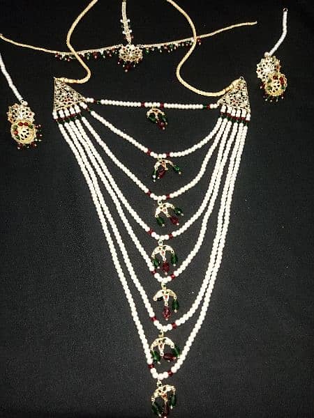 jewelry sets Hain  kuch 1 time use or kuch new earrings b 7