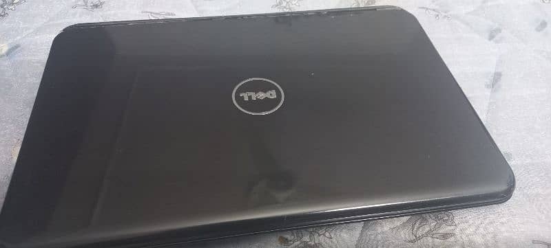 Dell laptop window 7 ultimate core i3 Intel for sale 15