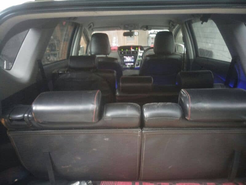 Prius alpha S touring (special edition) 7seater. . 9