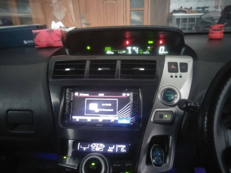 Prius alpha S touring (special edition) 7seater. . 11