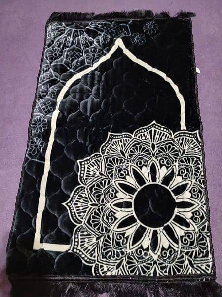 Beautiful velvet jaya namaz /prayer mats Graceful Designs,comfortable" 6