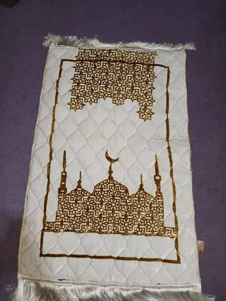 Beautiful velvet jaya namaz /prayer mats Graceful Designs,comfortable" 9