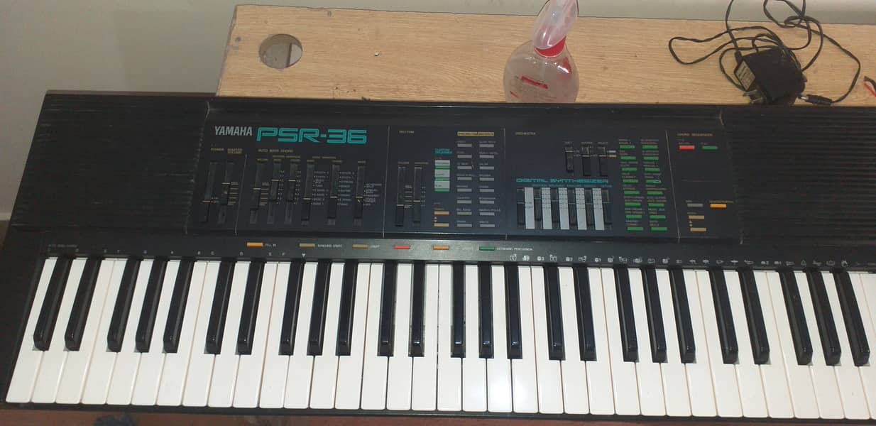 Yamaha PSR-36 8