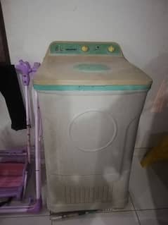MURPHY Washing machine.