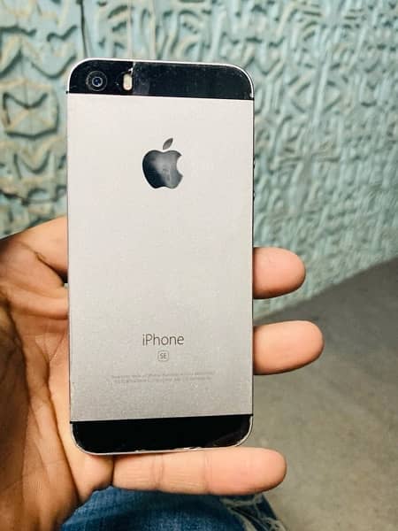 Iphone SE 1st generation 64GB PTA approved 9
