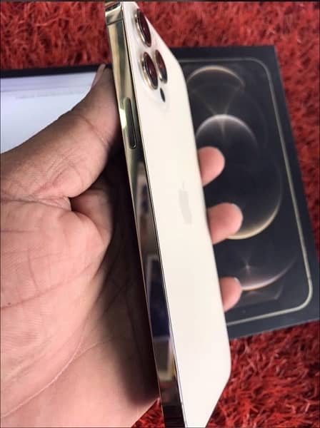 *GOLD* iPhone 12 Pro Max | PTA Approved 6