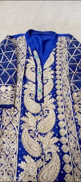 AGHA NOOR SUIT FOR SALE, JUST LIKE NEW 2