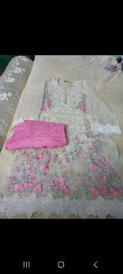 AGHA NOOR SUIT FOR SALE JUST LIKE NEW